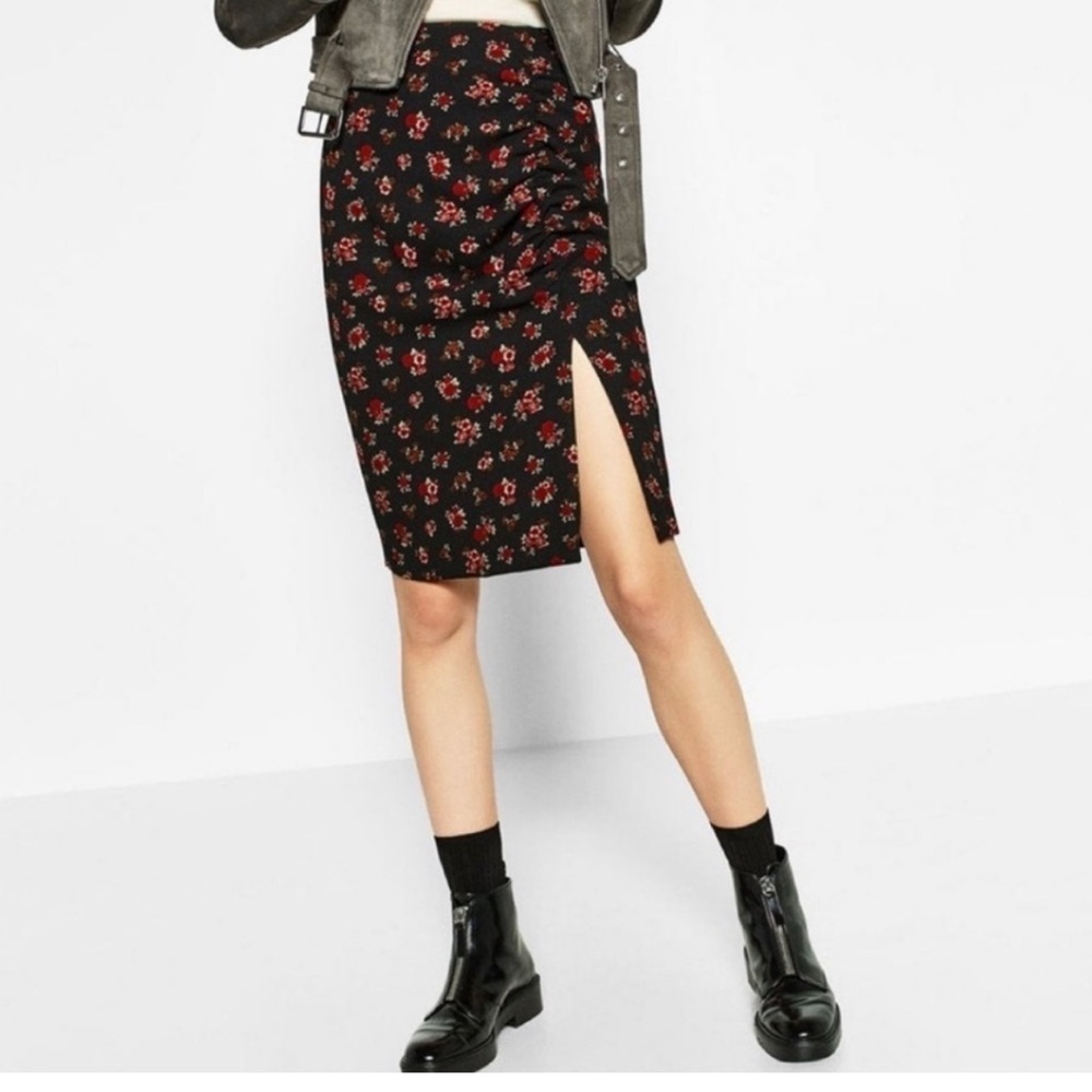 Zara Floral Pencil Skirt